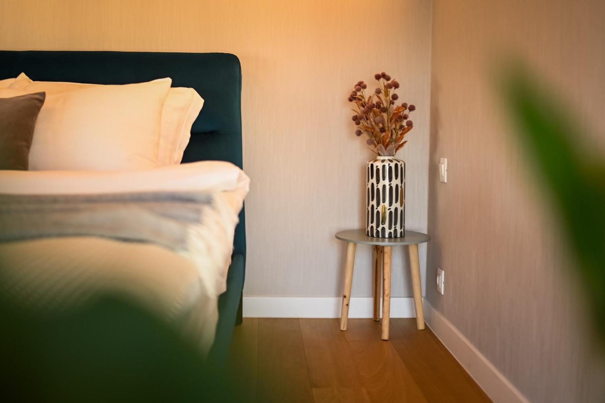 One Verdi Park Exclusive Apartments - Panoramic View & Private Parking ブカレスト 部屋 写真