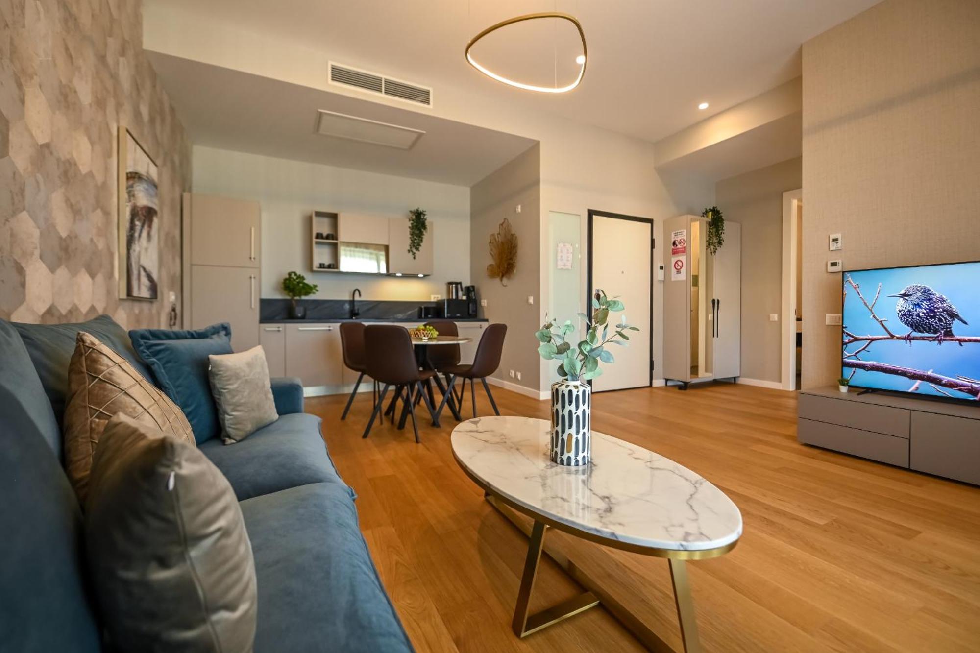 One Verdi Park Exclusive Apartments - Panoramic View & Private Parking ブカレスト 部屋 写真
