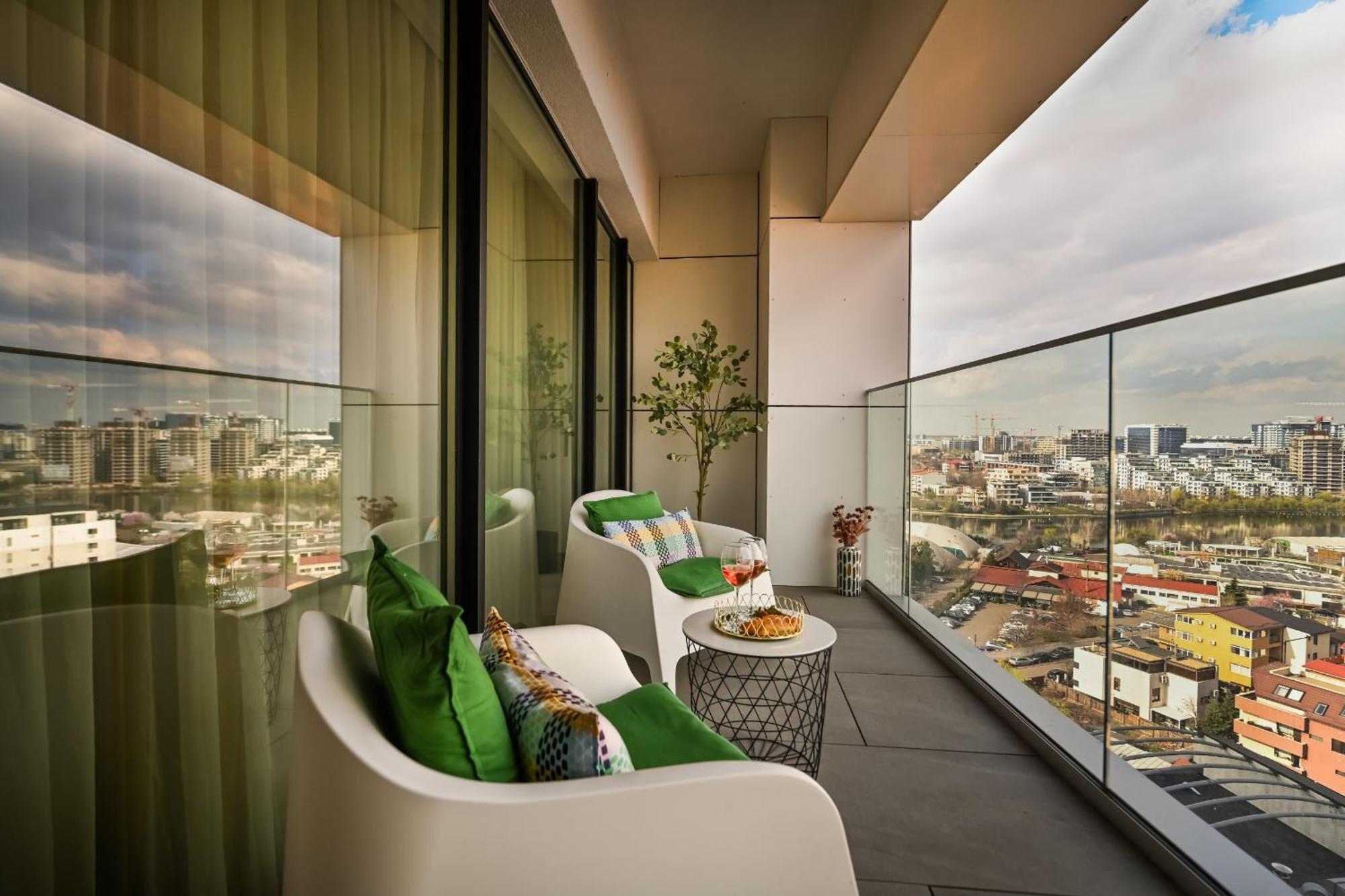 One Verdi Park Exclusive Apartments - Panoramic View & Private Parking ブカレスト 部屋 写真