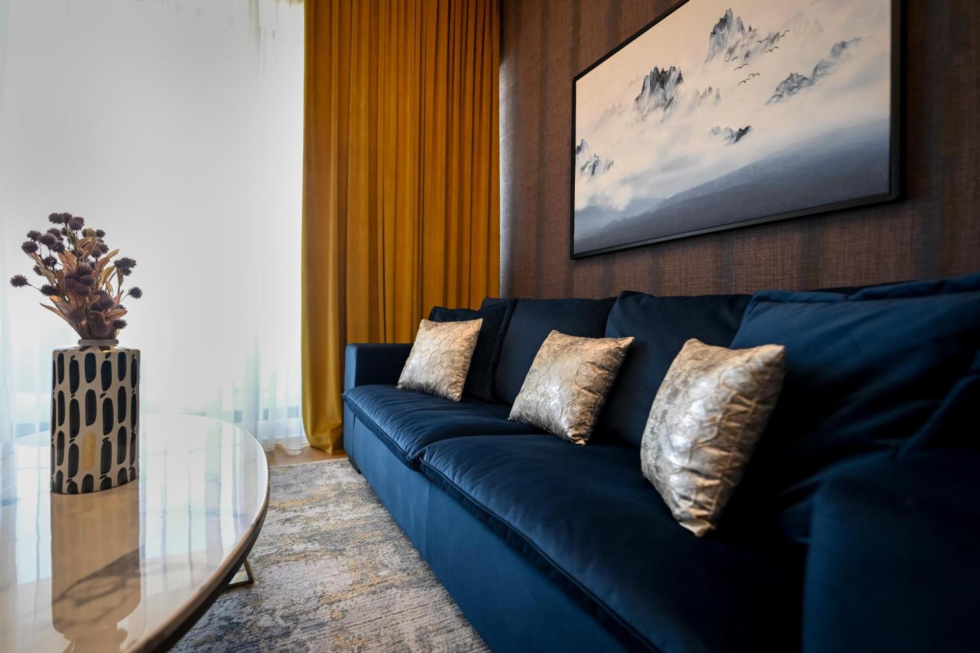 One Verdi Park Exclusive Apartments - Panoramic View & Private Parking ブカレスト 部屋 写真